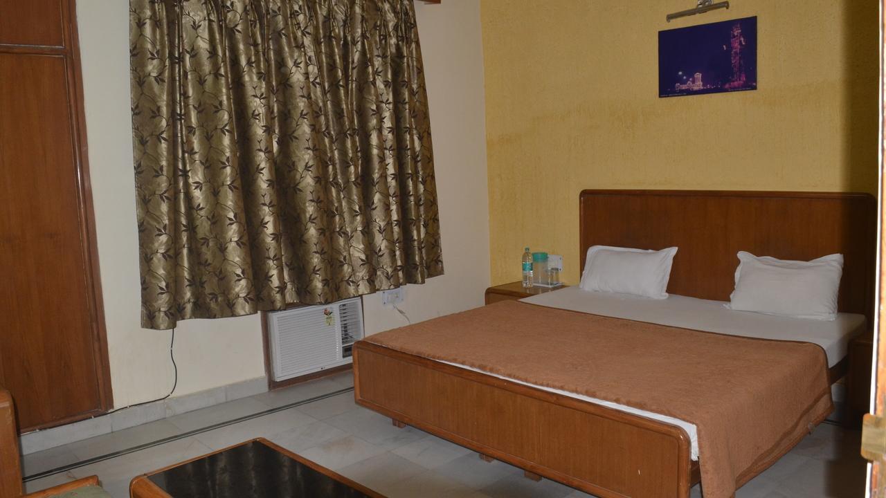 Hotel Har Ki Pauri Харидвар Экстерьер фото